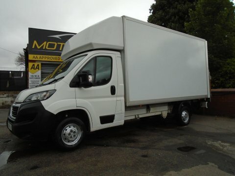 Peugeot Boxer 2.2 Bluehdi 335 White
