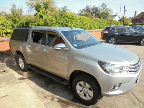 Toyota HILUX 2.4 D-4d Icon Silver #4