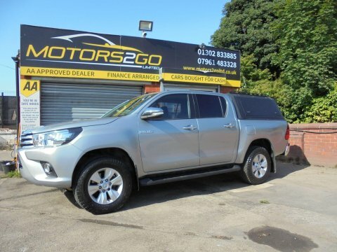Toyota HILUX 2.4 D-4d Icon Silver