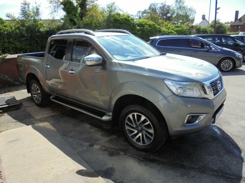 Nissan Navara 2.3 Dci Tekna Grey #5