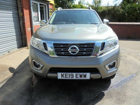 Nissan Navara 2.3 Dci Tekna Grey #4