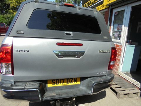 Toyota HILUX 2.4 D-4d Active 2017 White #7