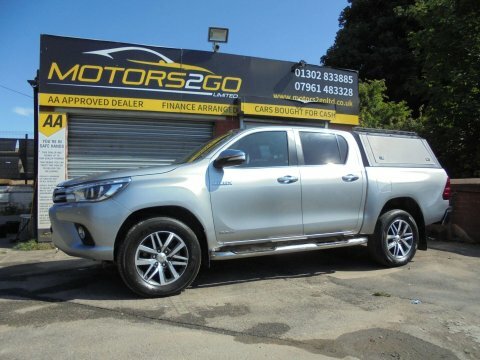 Toyota HILUX 2.4 D-4d Icon Silver