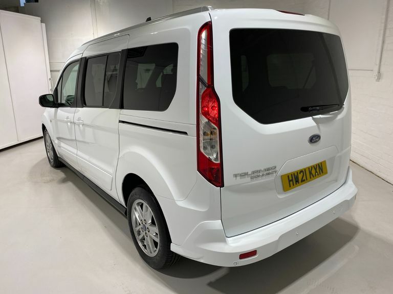 Ford Grand Tourneo Connect 1.5 Ecoblue 120Ps 6 Spd Titanium 5Dr. 7 Seater. HW21KXN White #3