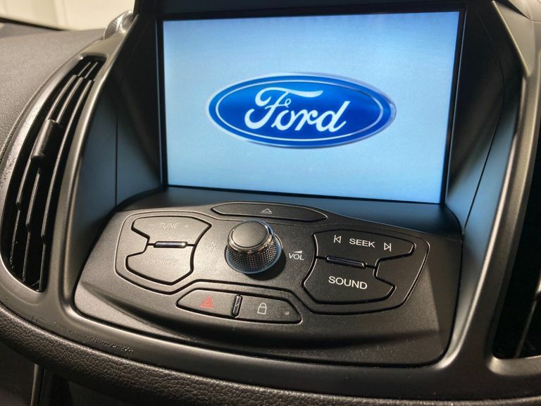 Ford Kuga 2.0 Tdci Titanium Suv 2Wd Euro 6 Black #16