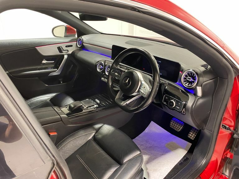 Mercedes-Benz CLA Class Cla 180 136Ps 7G-dct Amg Line Premium EU70ZYA Red #2