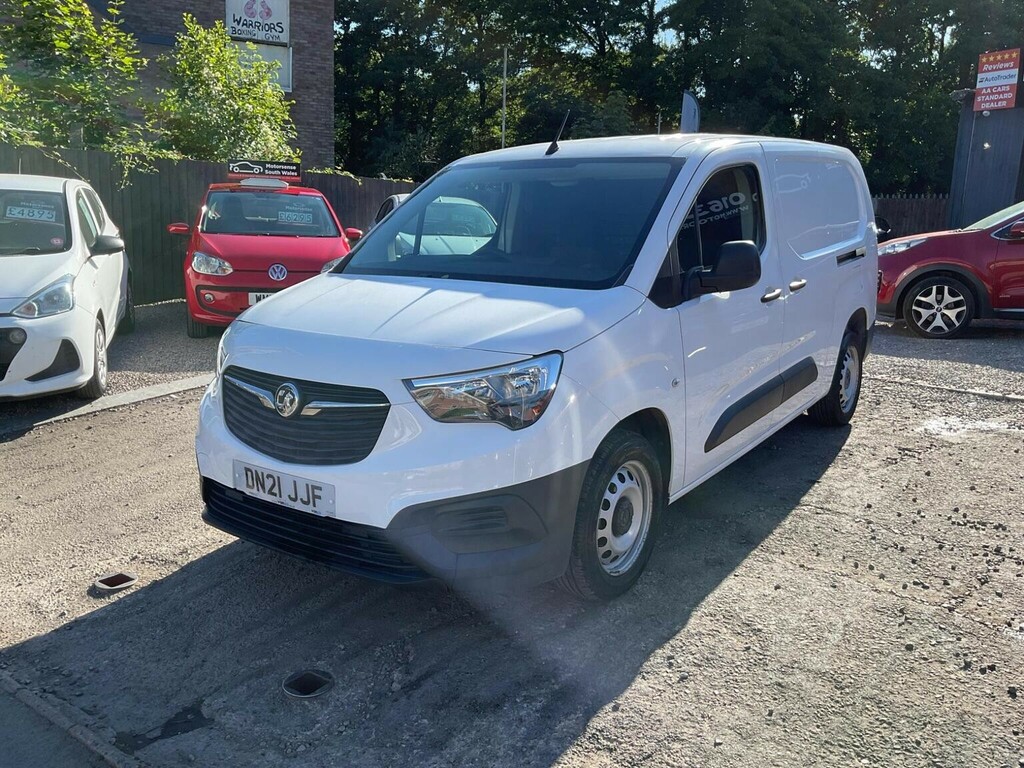 Vauxhall Combo 1.5 Turbo D 2300 Dynamic L2 H1 Euro 6 White