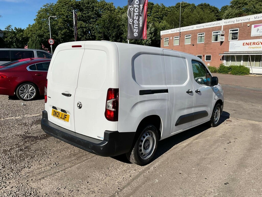 Vauxhall Combo 1.5 Turbo D 2300 Dynamic L2 H1 Euro 6 White #5