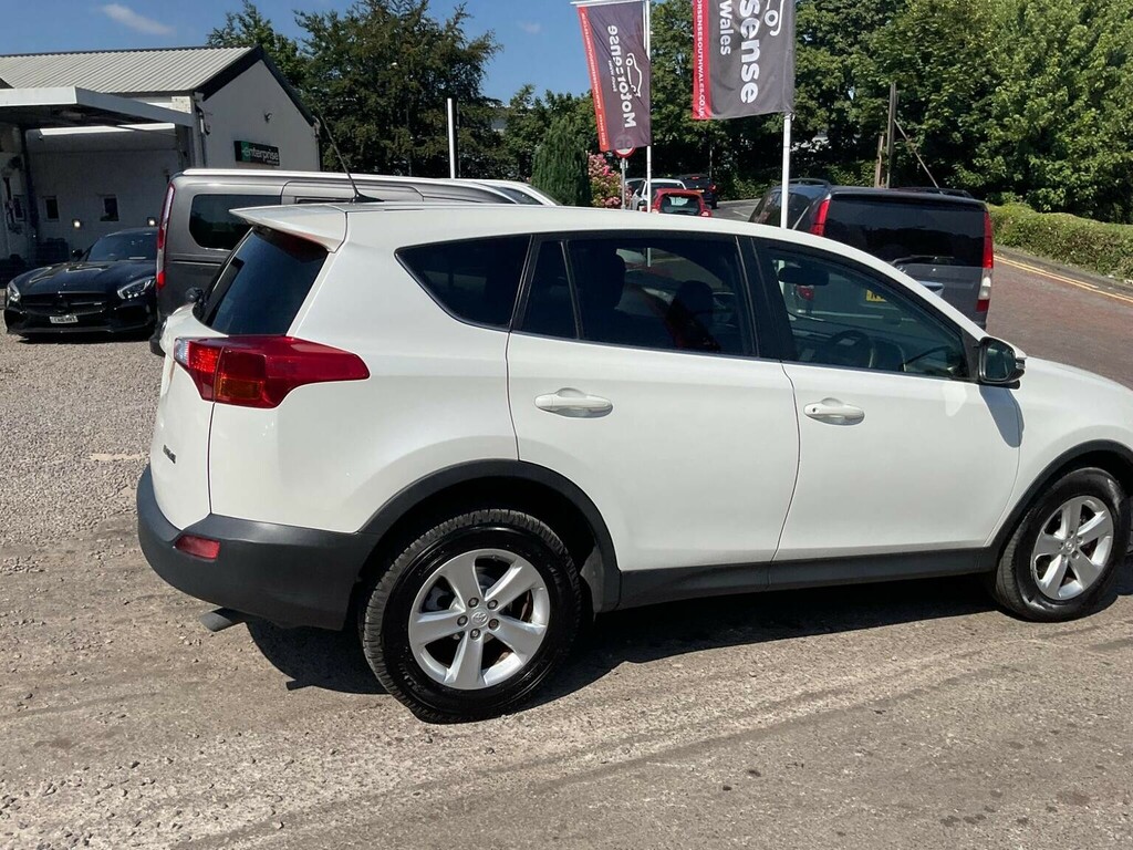 Toyota Rav 4 2.2 D-cat Invincible Red #67