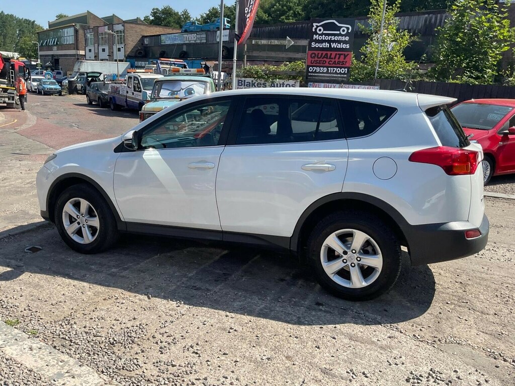 Toyota Rav 4 2.2 D-cat Invincible Red #83