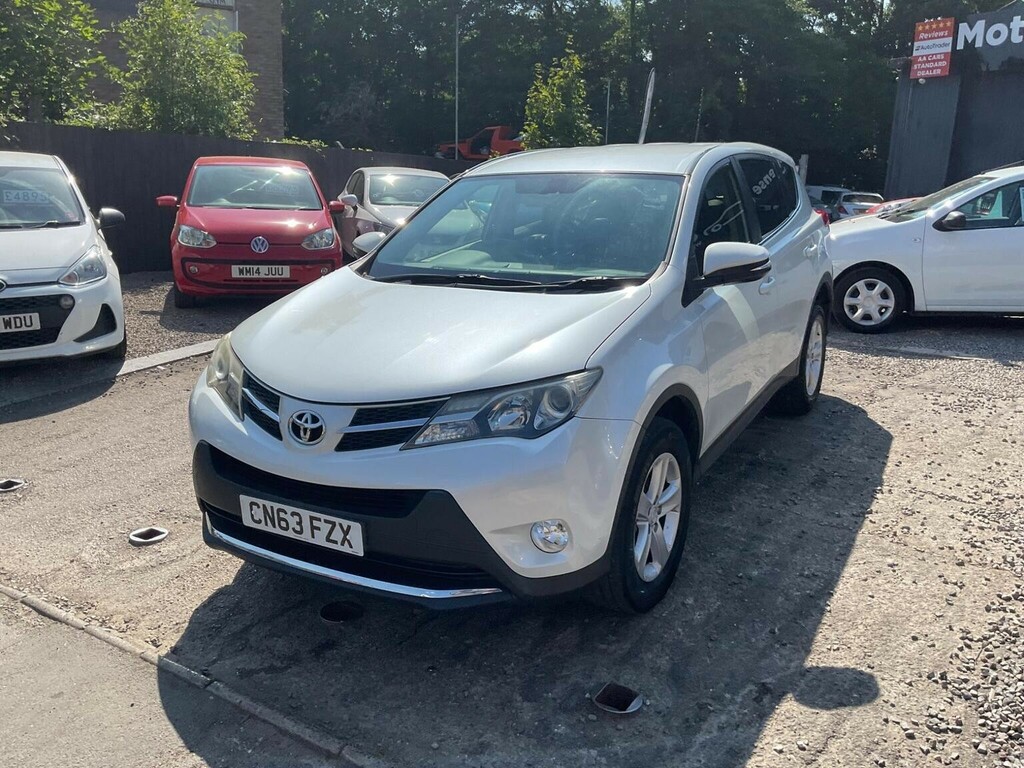 Toyota Rav 4 2.2 D-cat Invincible Red #37