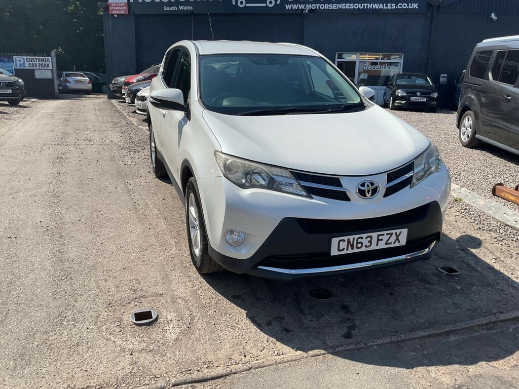 Toyota Rav 4 2.2 D-cat Invincible Red #47