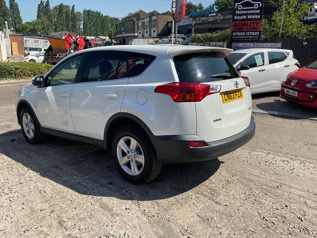 Toyota Rav 4 2.2 D-cat Invincible Red #79