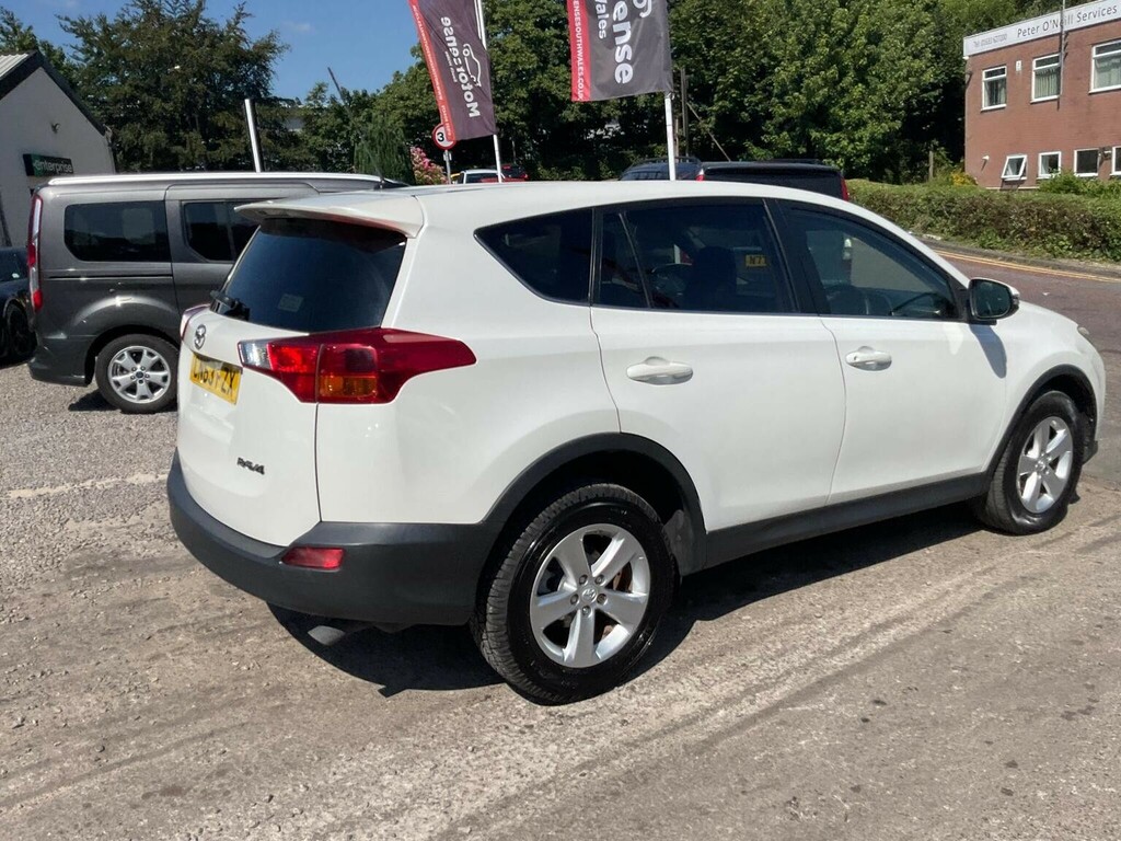 Toyota Rav 4 2.2 D-cat Invincible Red #65