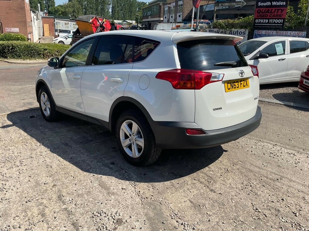 Toyota Rav 4 2.2 D-cat Invincible Red #80