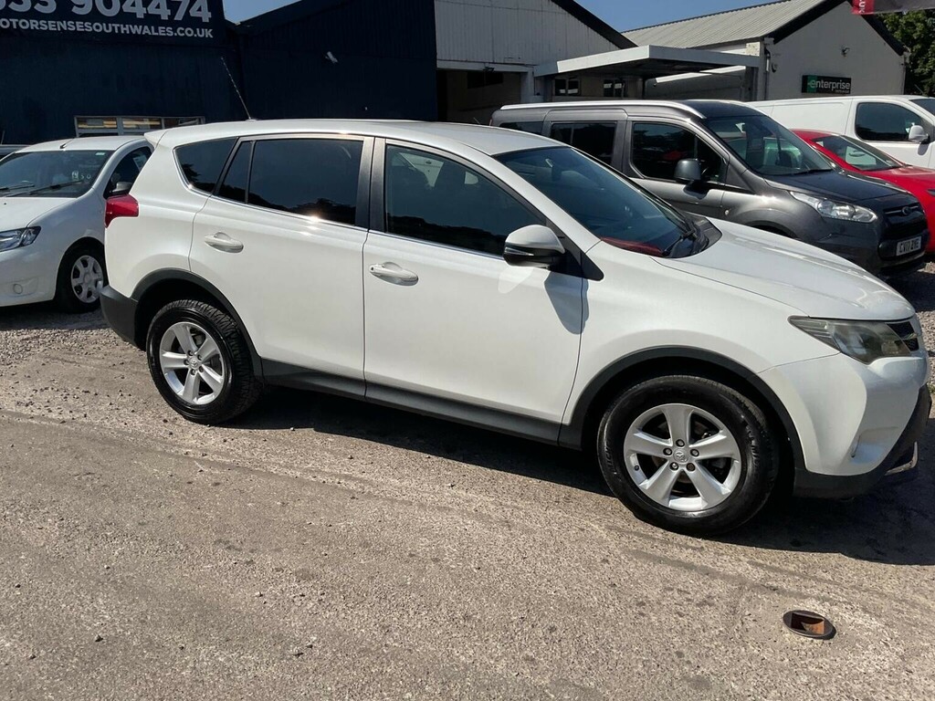 Toyota Rav 4 2.2 D-cat Invincible Red #56