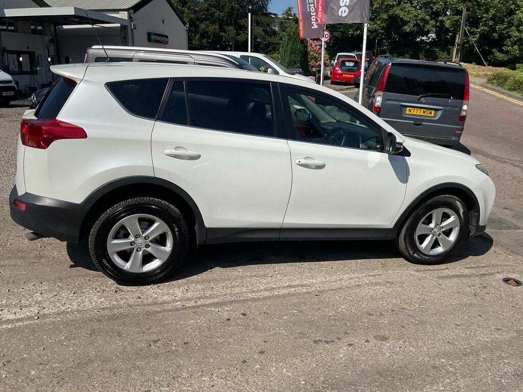 Toyota Rav 4 2.2 D-cat Invincible Red #60