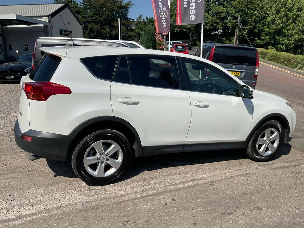 Toyota Rav 4 2.2 D-cat Invincible Red #58