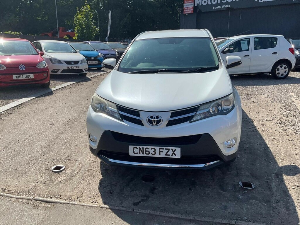 Toyota Rav 4 2.2 D-cat Invincible Red #42