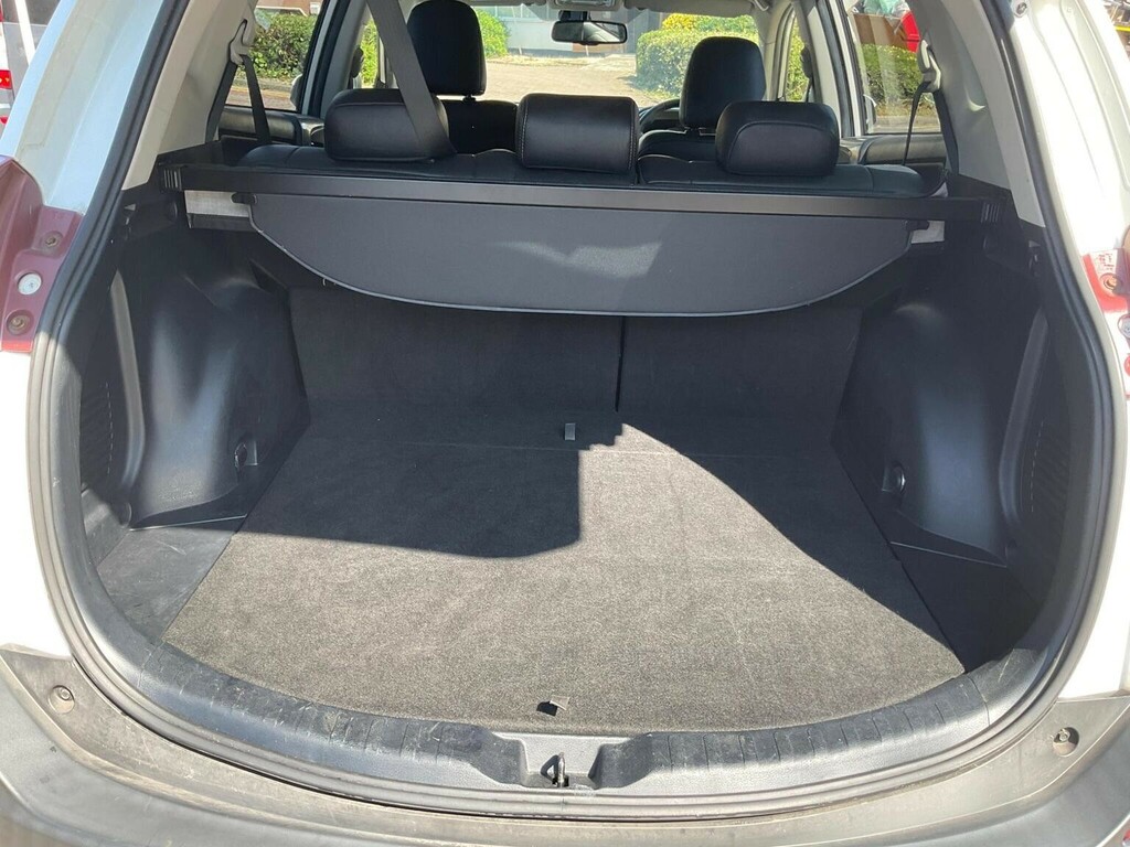 Toyota Rav 4 2.2 D-cat Invincible Red #25