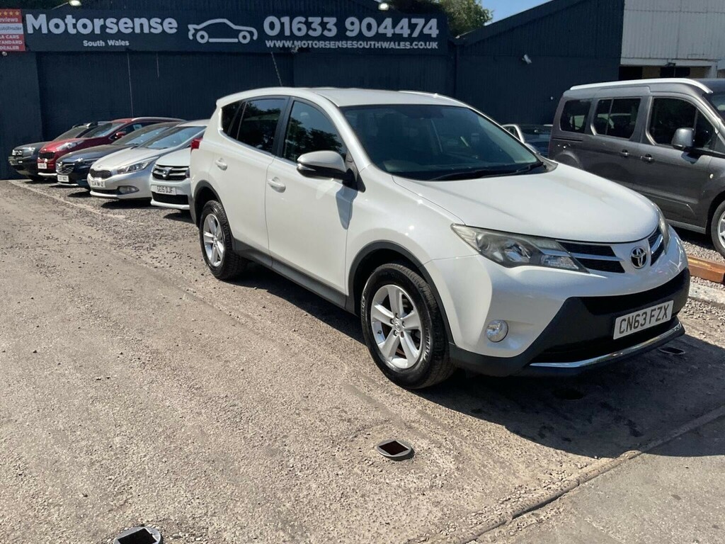 Toyota Rav 4 2.2 D-cat Invincible Red #43