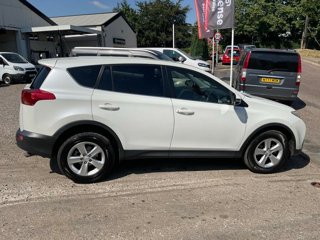 Toyota Rav 4 2.2 D-cat Invincible Red #62