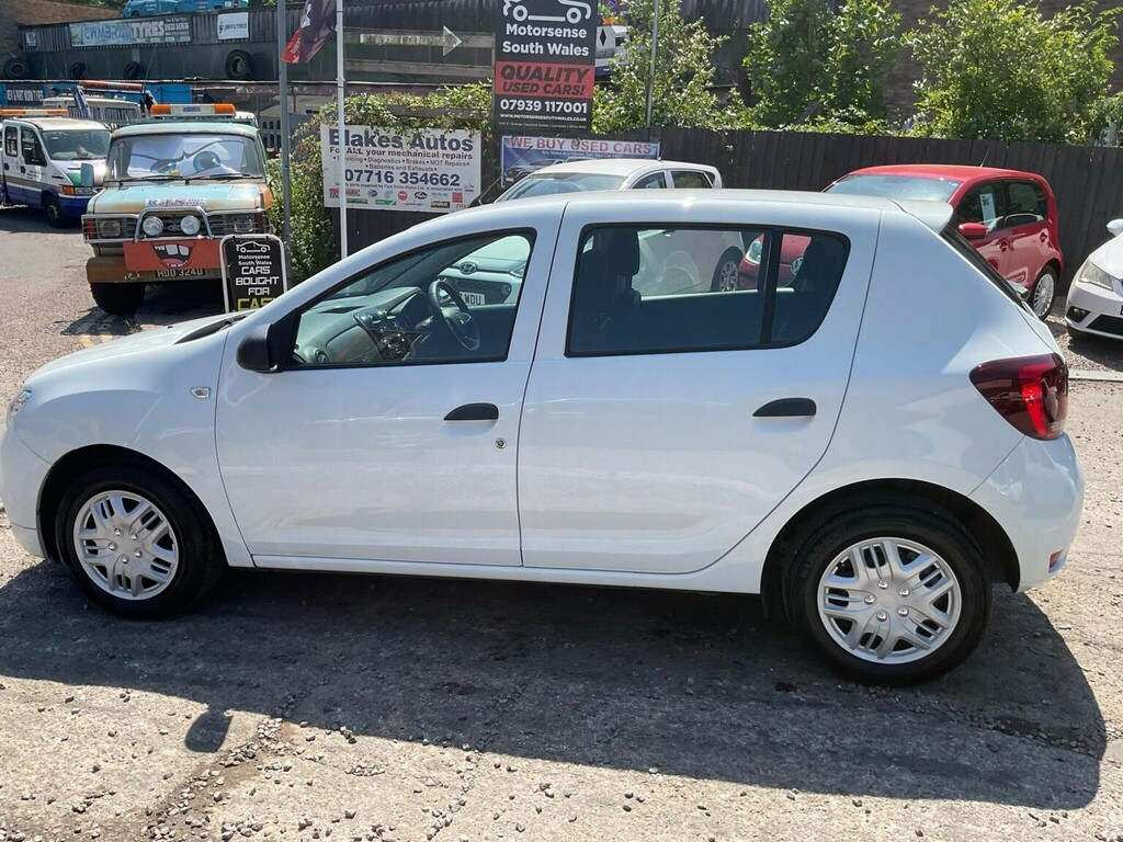 Dacia Sandero Essential Tce White #89