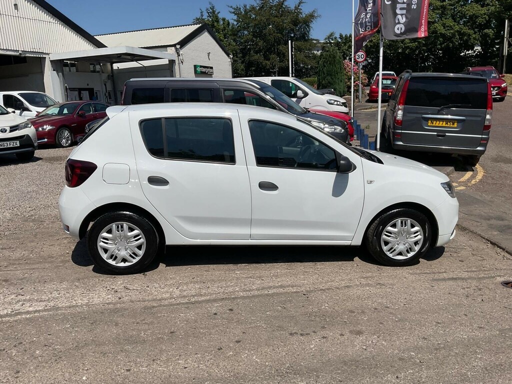 Dacia Sandero Essential Tce White #100