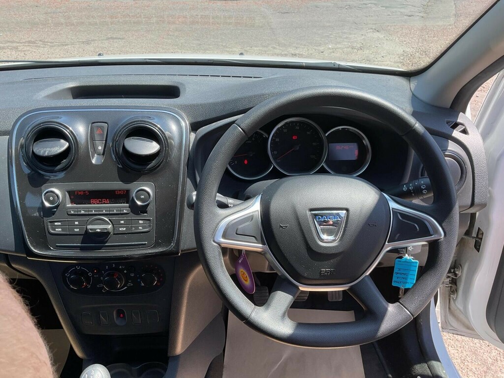 Dacia Sandero Essential Tce White #21