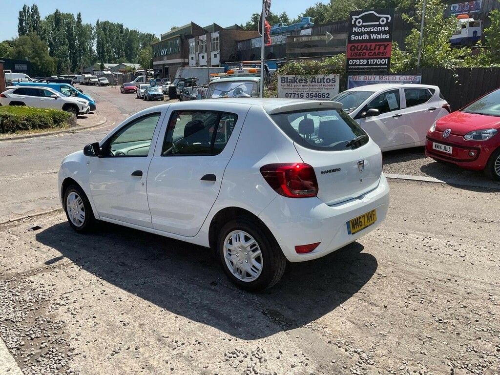 Dacia Sandero Essential Tce White #82