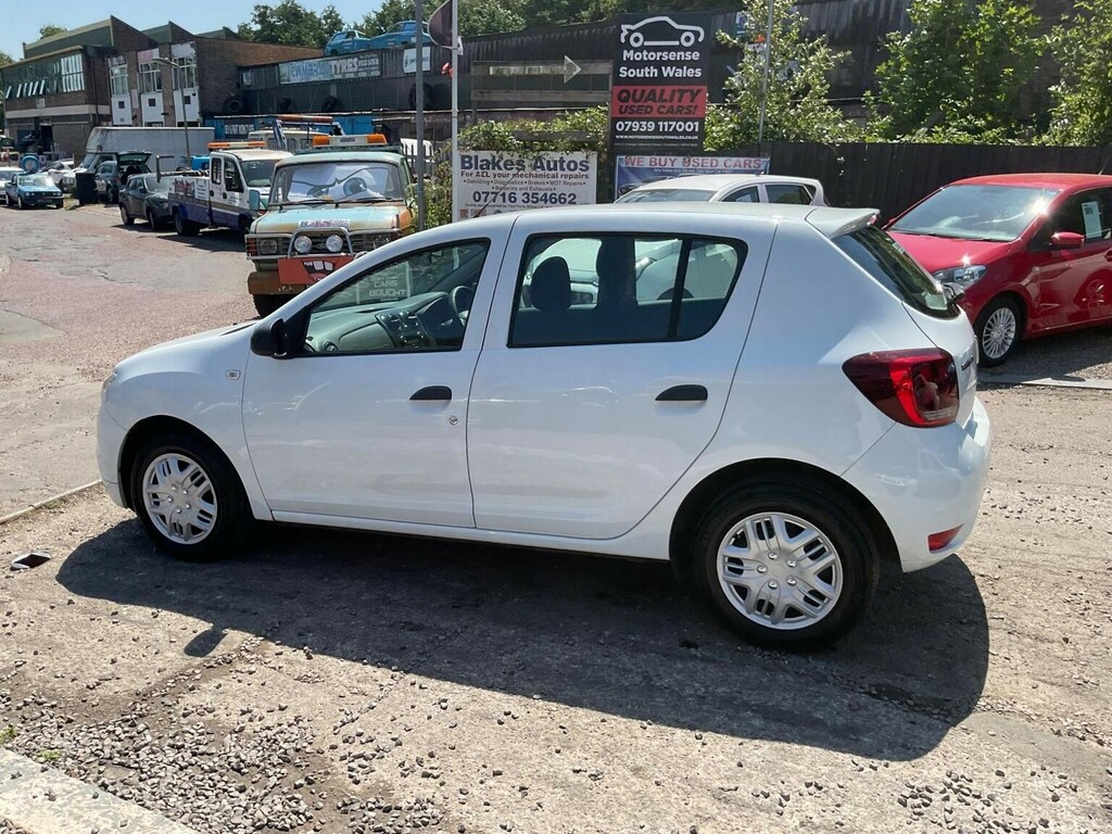 Dacia Sandero Essential Tce White #85