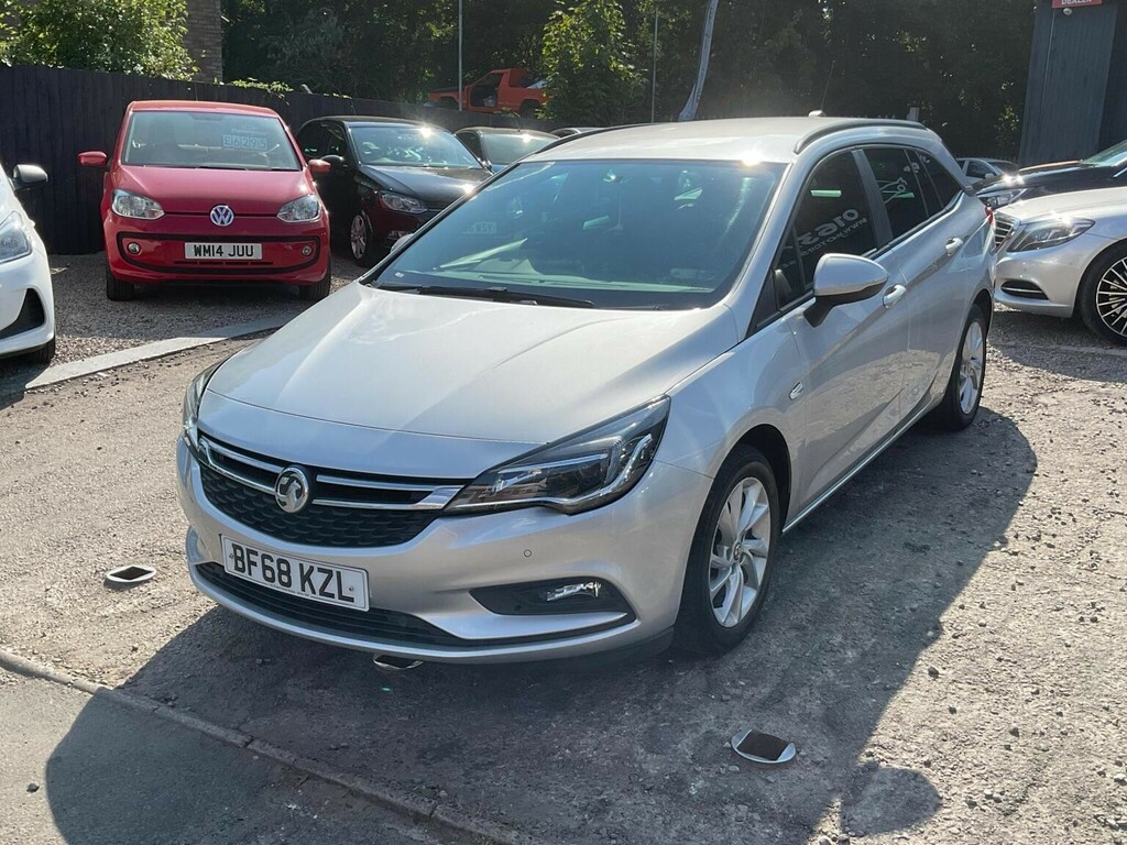 Vauxhall Astra 1.6 Cdti Ecotec Blueinjection Tech Line Nav Sports Silver