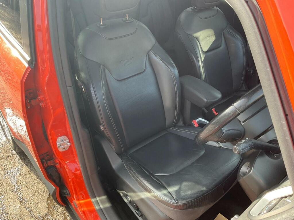 Jeep Renegade Longitude Black #14