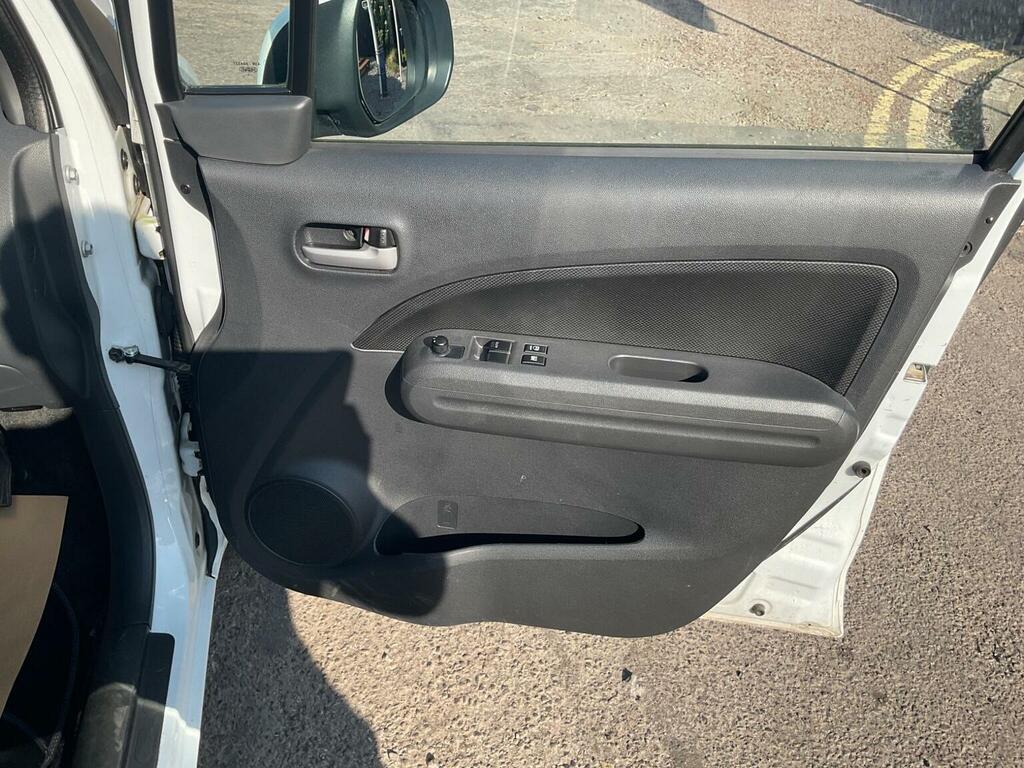 Vauxhall Agila Mpv 1.2 Black #13