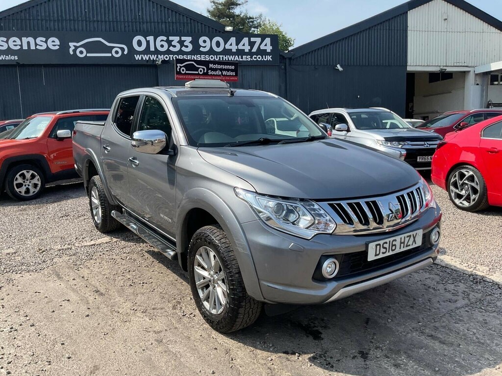 Mitsubishi L200 2.4 Di-d Dc Barbarian Blue #46