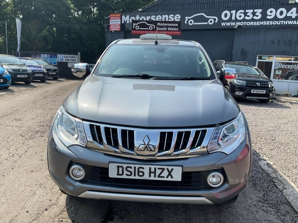 Mitsubishi L200 2.4 Di-d Dc Barbarian Blue #45