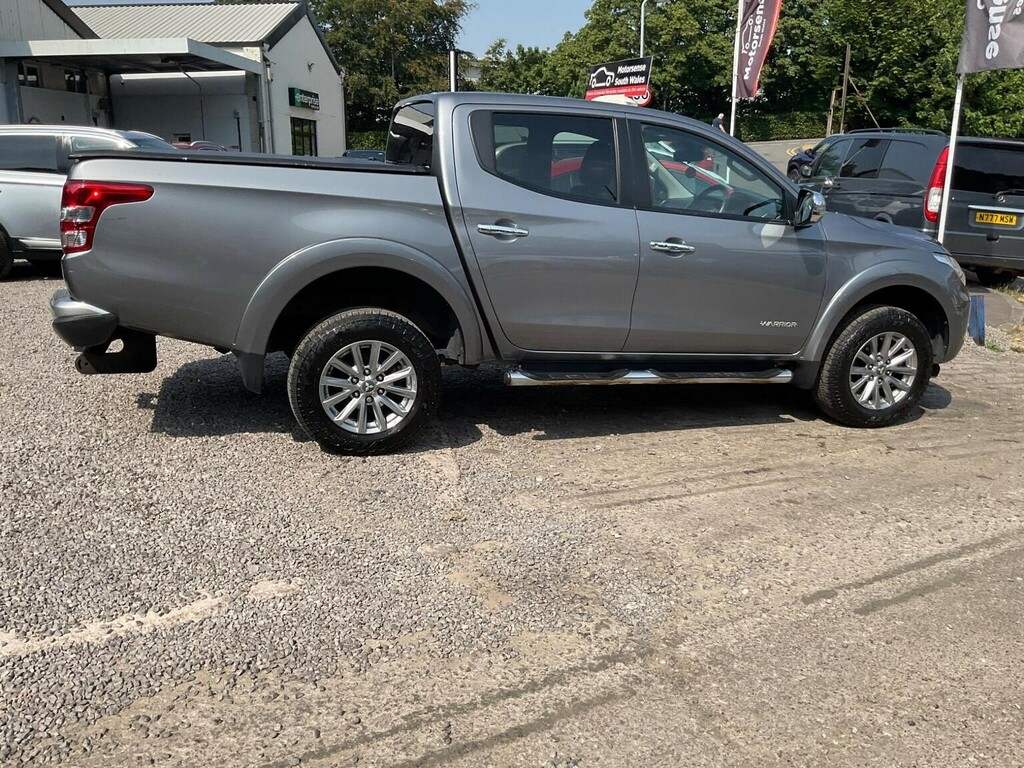 Mitsubishi L200 2.4 Di-d Dc Barbarian Blue #75