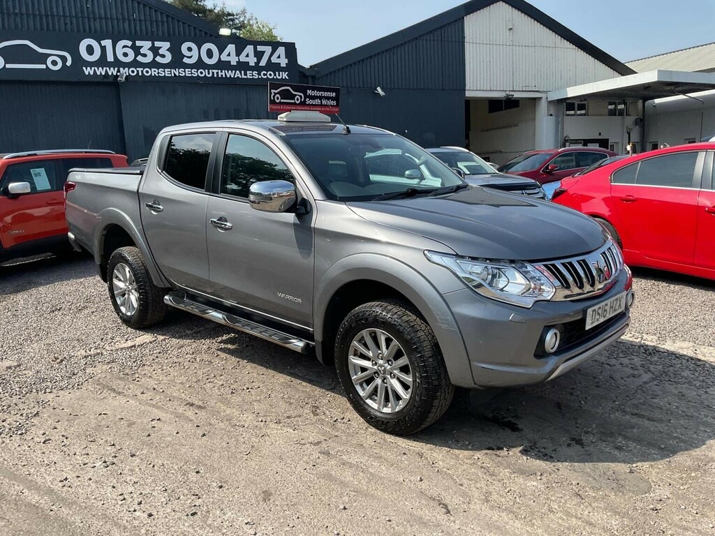 Mitsubishi L200 2.4 Di-d Dc Barbarian Blue #53