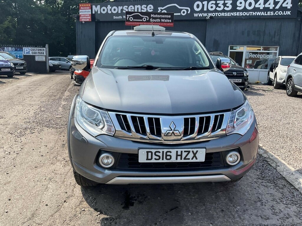 Mitsubishi L200 2.4 Di-d Dc Barbarian Blue #43