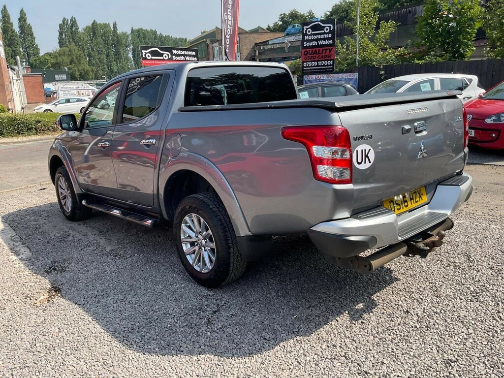 Mitsubishi L200 2.4 Di-d Dc Barbarian Blue #94