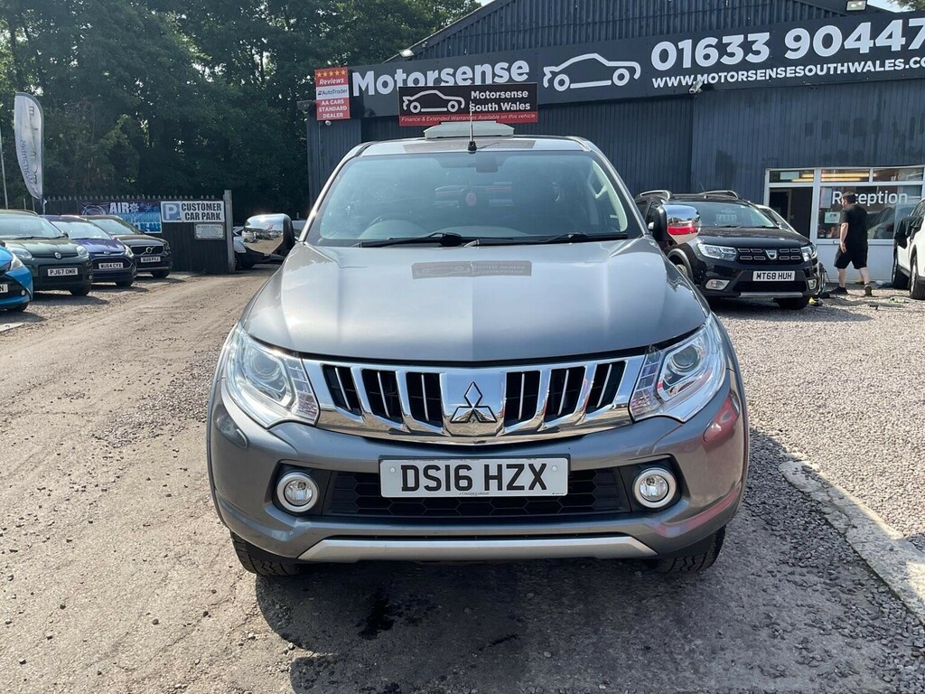 Mitsubishi L200 2.4 Di-d Dc Barbarian Blue #22