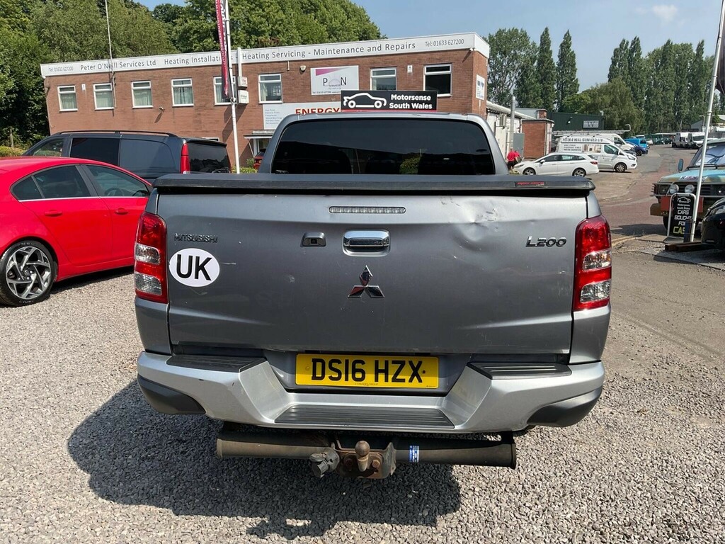 Mitsubishi L200 2.4 Di-d Dc Barbarian Blue #21