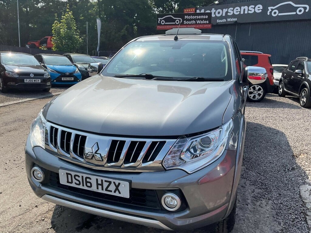 Mitsubishi L200 2.4 Di-d Dc Barbarian Blue #36