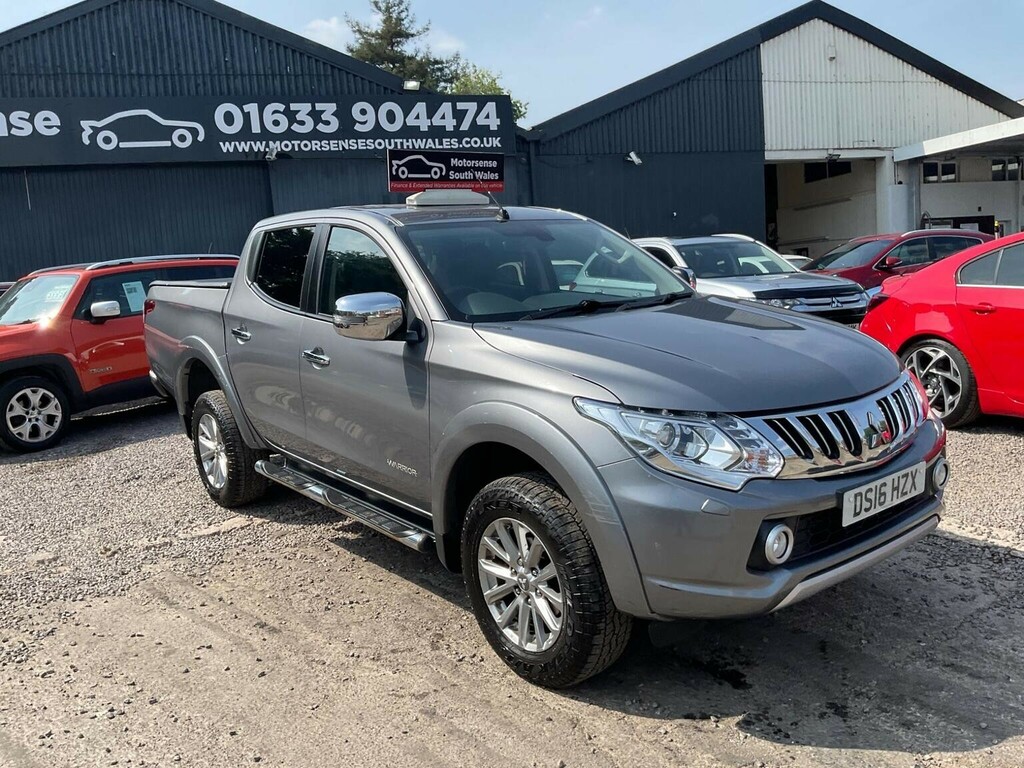 Mitsubishi L200 2.4 Di-d Dc Barbarian Blue #51