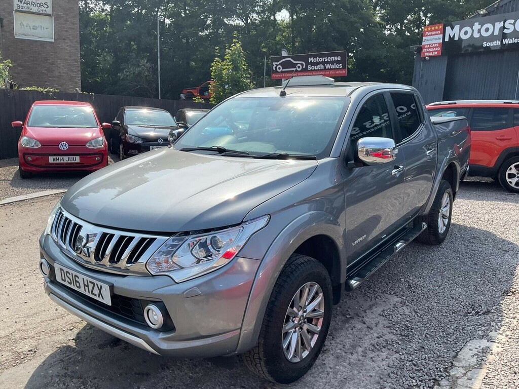 Mitsubishi L200 2.4 Di-d Dc Barbarian Blue #32