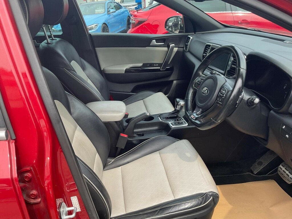 Kia Sportage First Edition Black #11