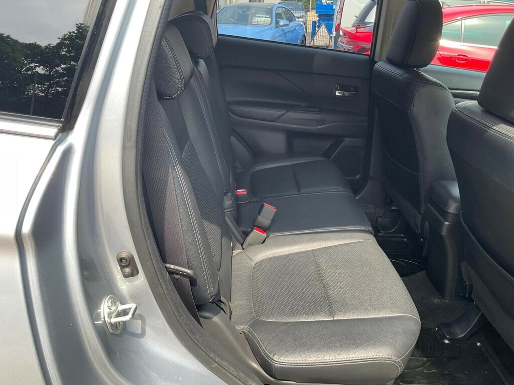 Mitsubishi Outlander 2.2 Di-d Gx4 4Wd Euro 6 Silver #6