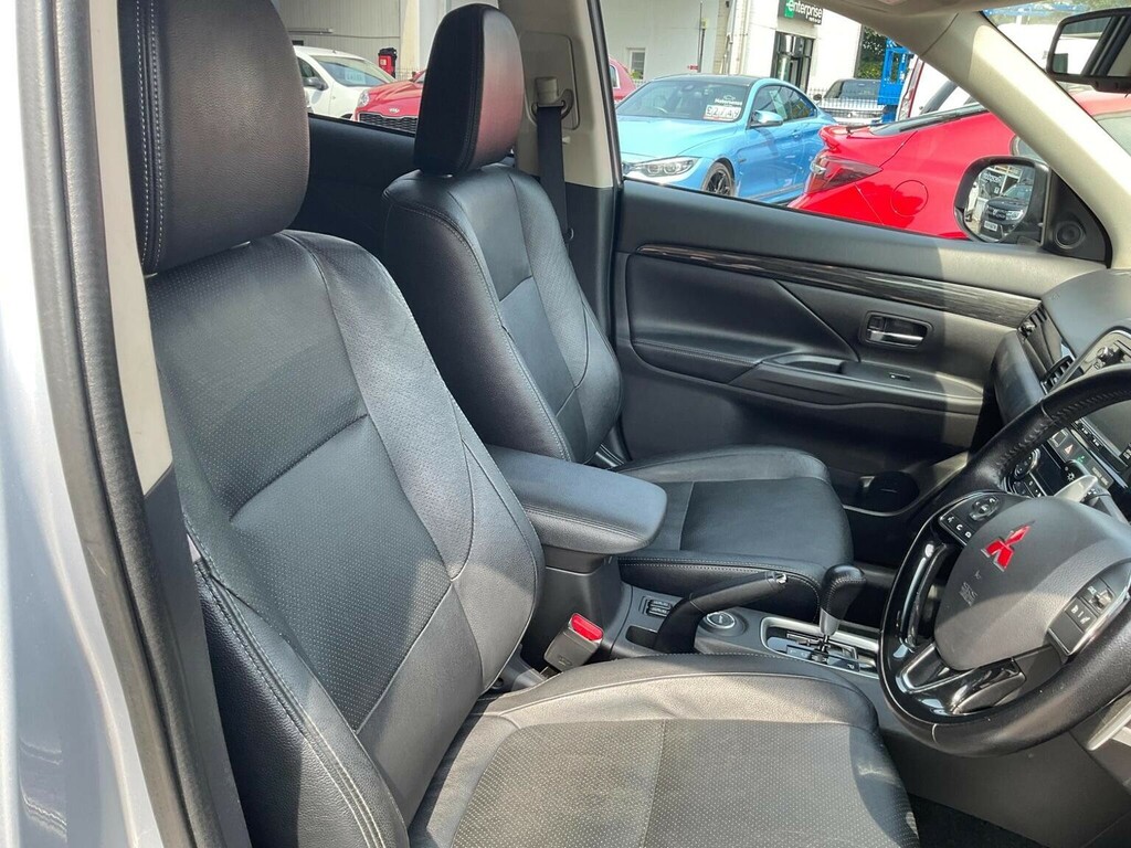 Mitsubishi Outlander 2.2 Di-d Gx4 4Wd Euro 6 Silver #5
