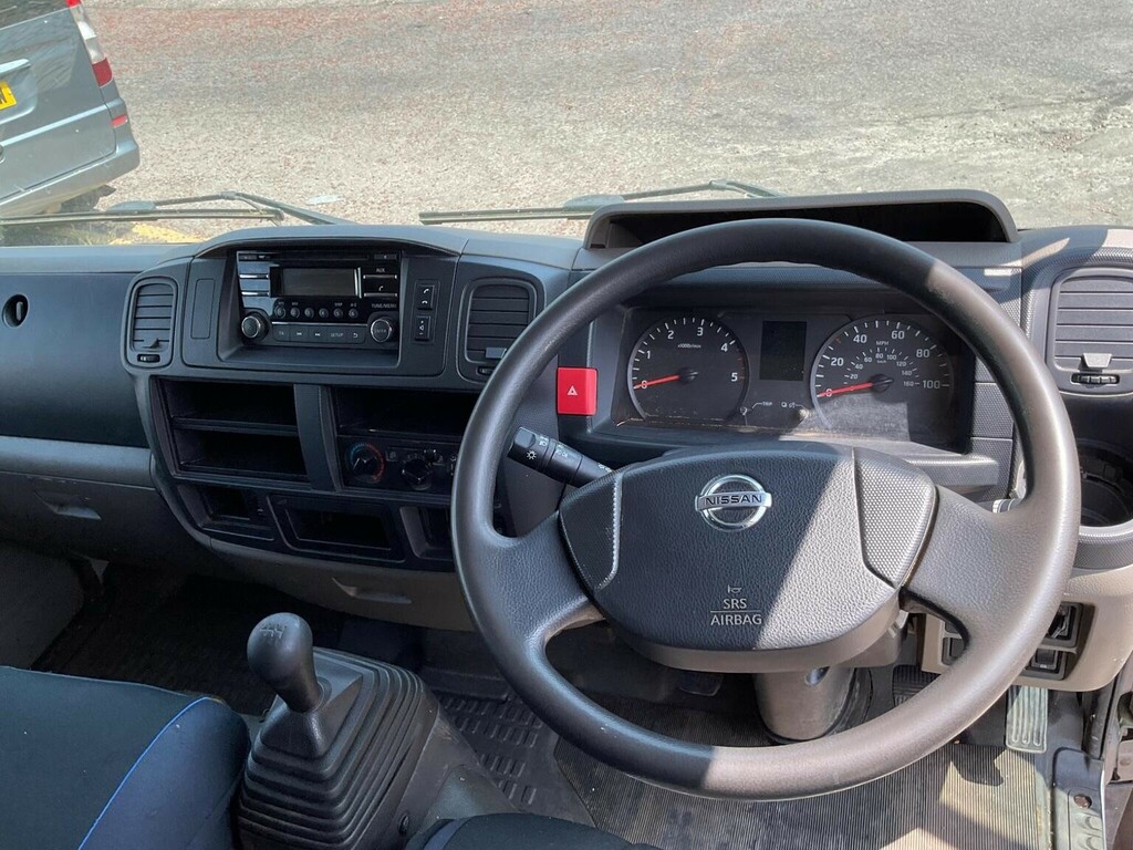 Nissan NT400 Dci 35.14Dropside White #13