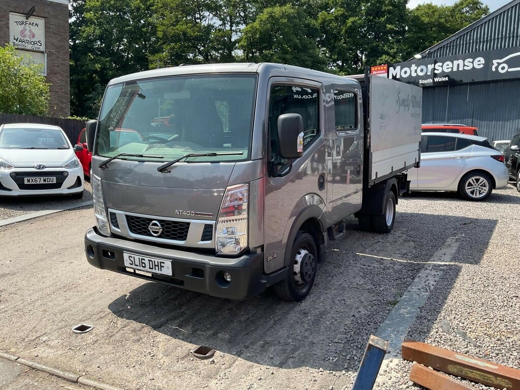 Nissan NT400 Dci 35.14Dropside White #89
